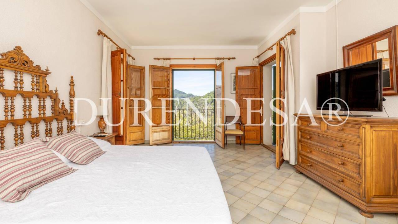 Detached villa in Esporles by 2.500.000€_37